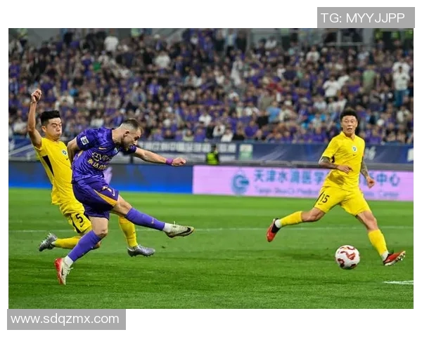 中超十大足球明星盘点 各具特色球员引领中国足球新风潮