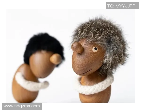 栩栩如生的足球球星木偶形象展现运动与艺术的独特融合